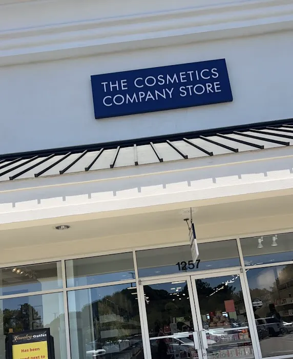 The Cosmetics Company Store 0
