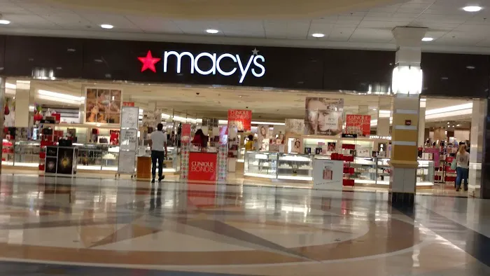 Macy's 0
