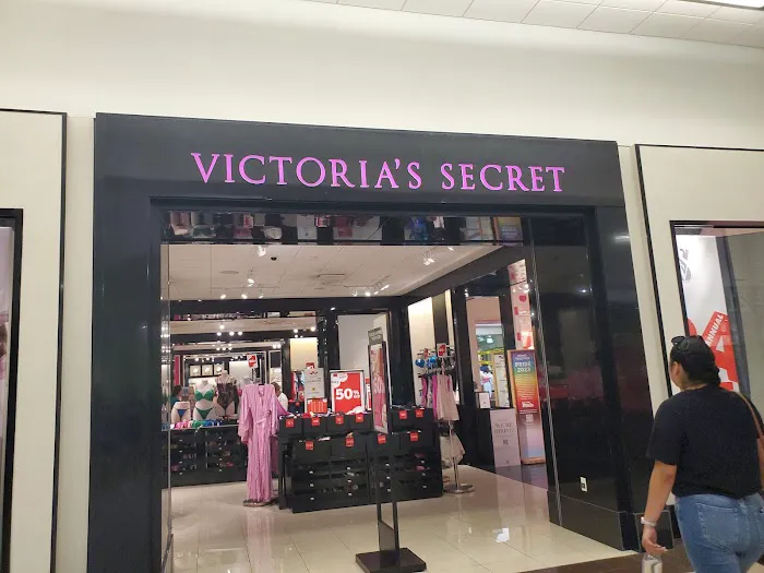 Victoria's Secret & PINK by Victoria's Secret 1