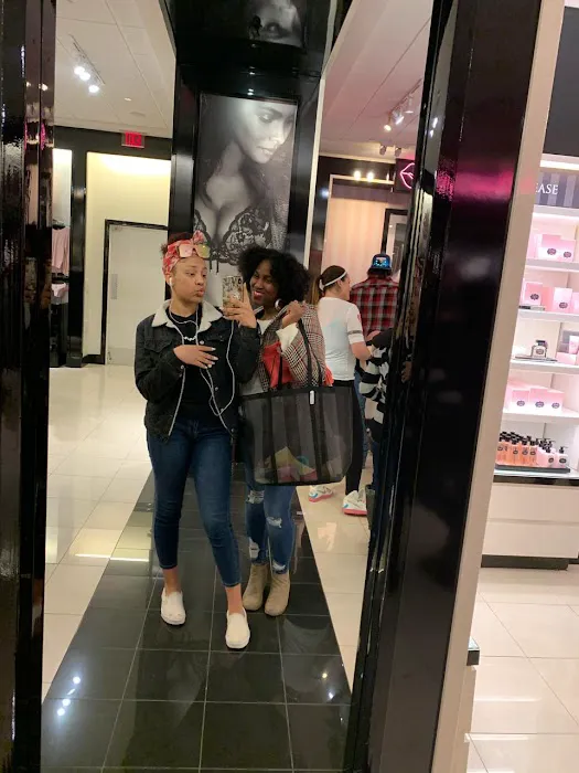 Victoria's Secret & PINK by Victoria's Secret 6