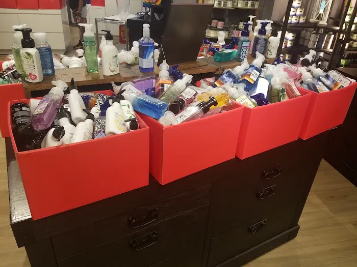 Bath & Body Works 0