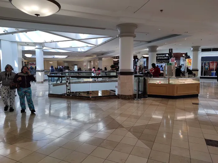 Dillard's 6