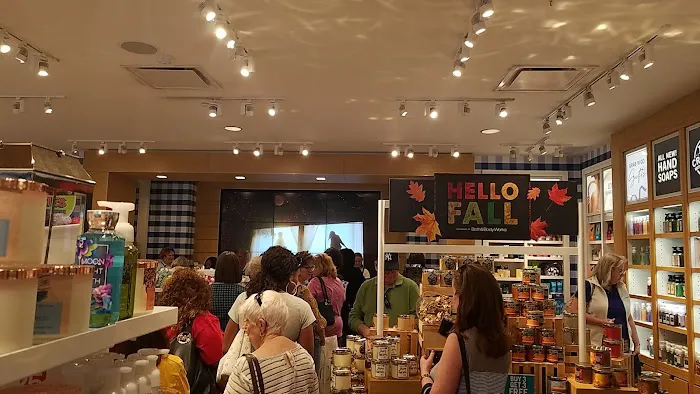 Bath & Body Works 0
