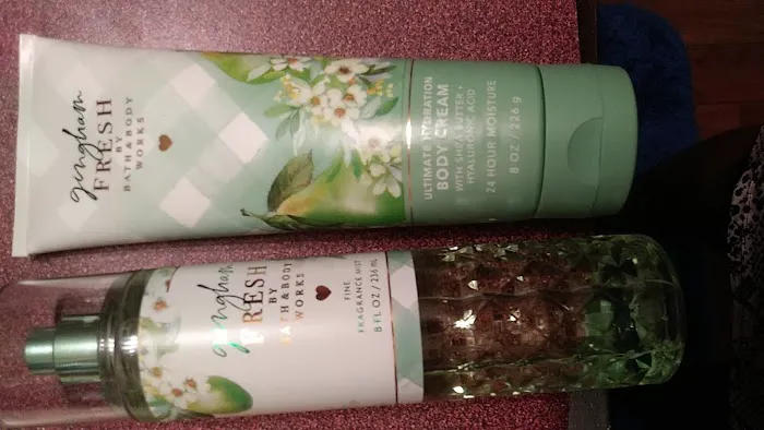 Bath & Body Works 4