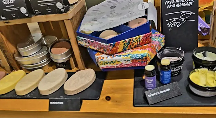 Lush Cosmetics Park City Center 1