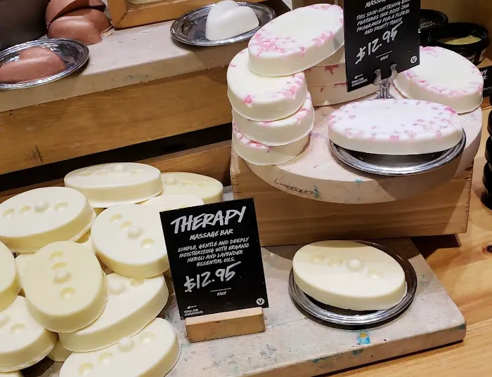 Lush Cosmetics Park City Center 4