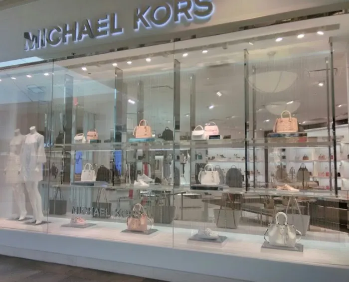 Michael Kors 9