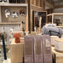 Urban Outfitters ico