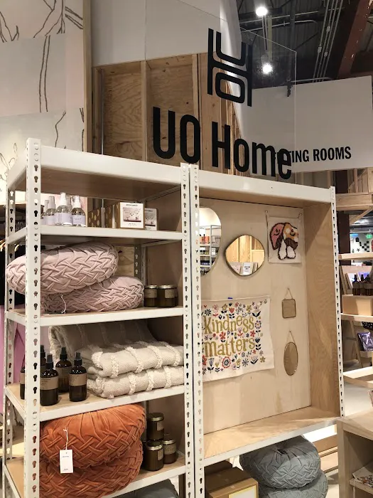 Urban Outfitters 4