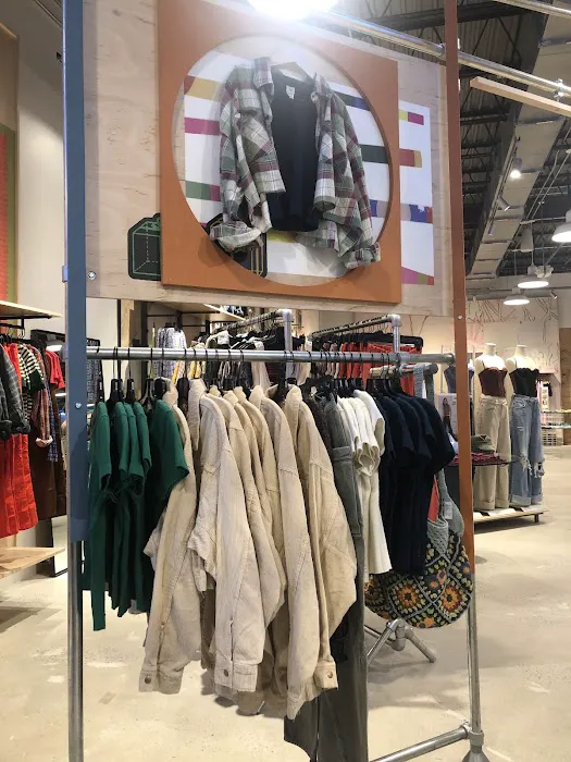 Urban Outfitters 7