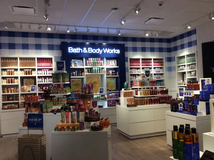 Bath & Body Works 2