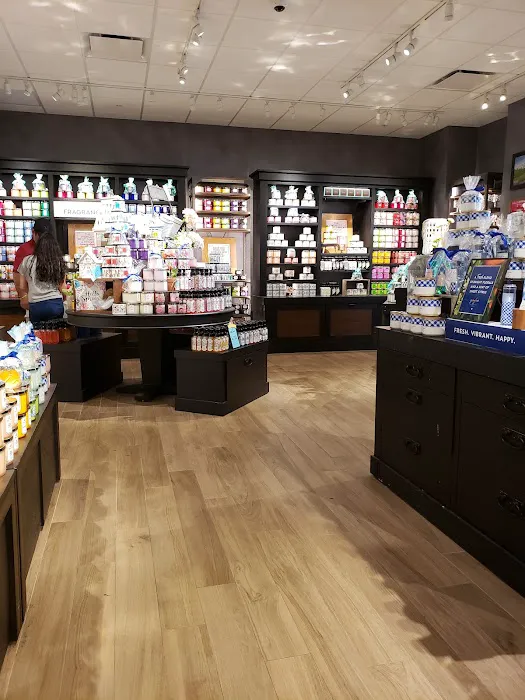 Bath & Body Works 4