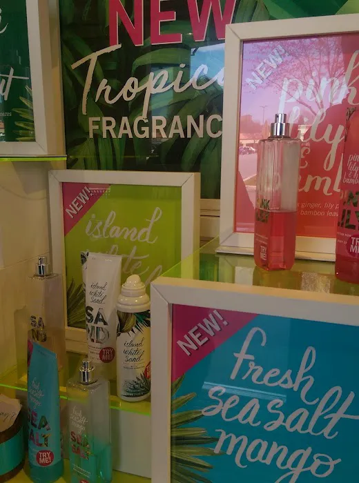 Bath & Body Works 4
