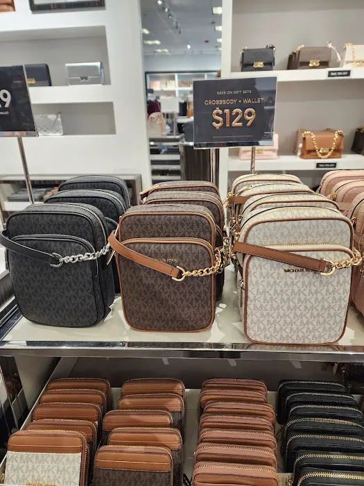 Michael Kors Outlet 0