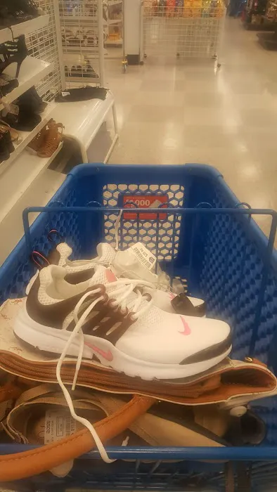 Ross Dress for Less 0