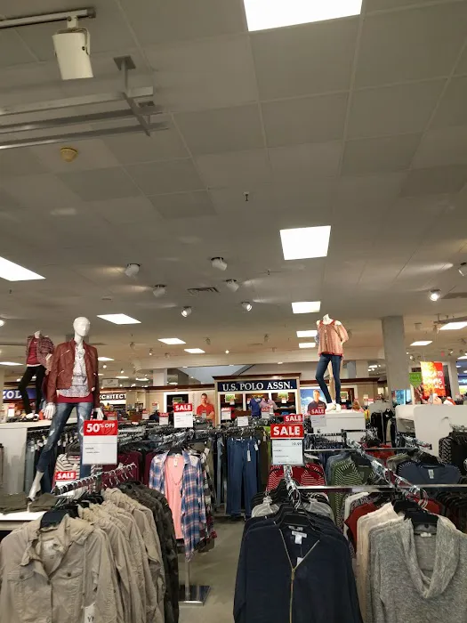 Boscov's 6