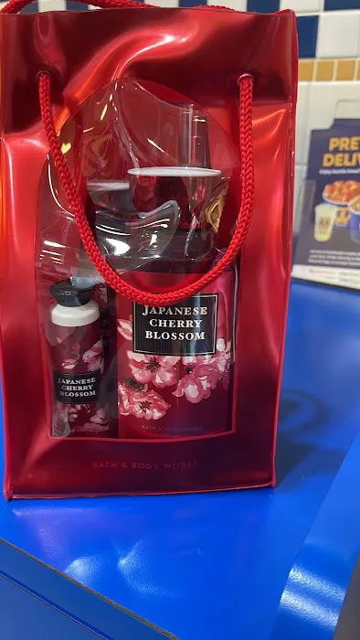 Bath & Body Works 4