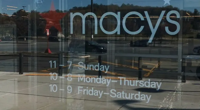 Macy's 4