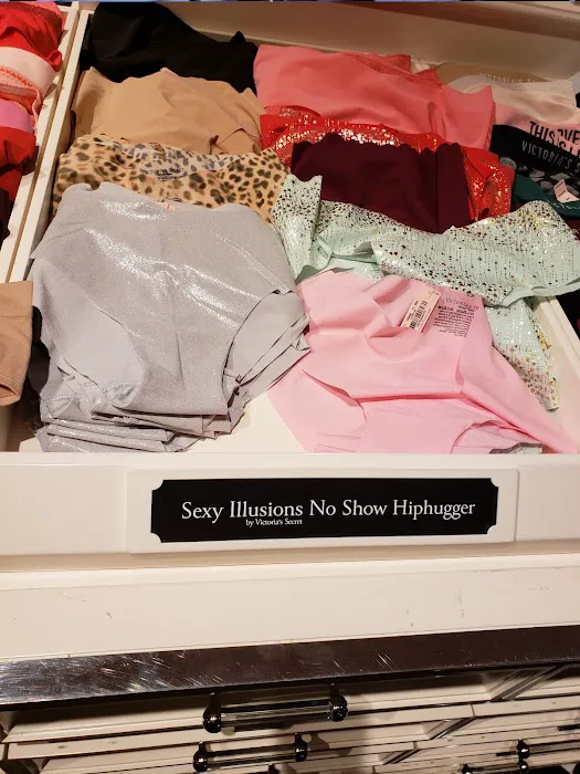 Victoria's Secret & PINK by Victoria's Secret 5