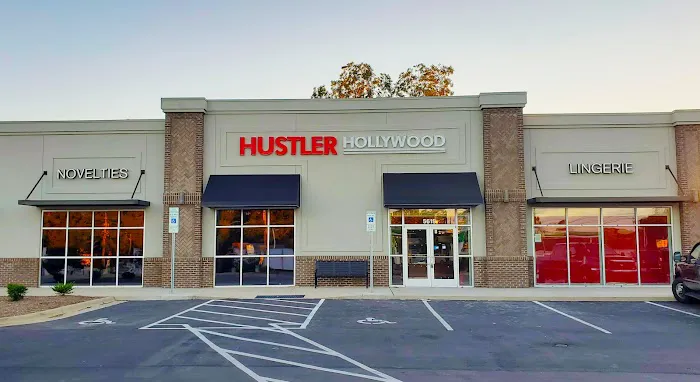HUSTLER® Hollywood 0