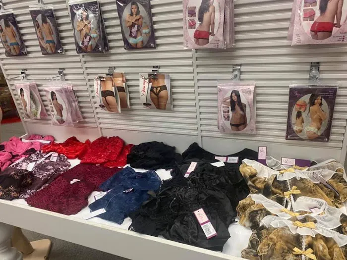 Up4Drea - Lingerie & Romance Boutique 7