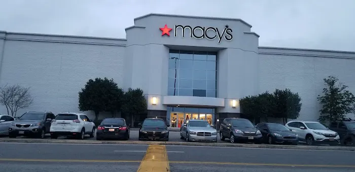 Macy's 0