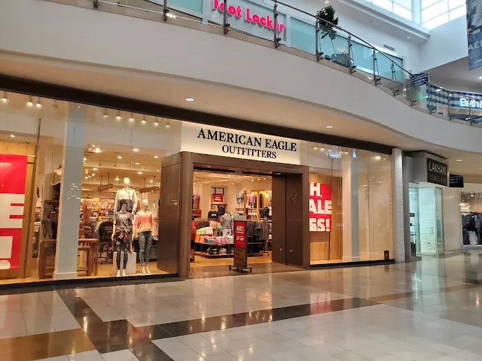 American Eagle & Aerie 1