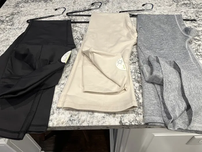 Aerie & OFFLINE 2
