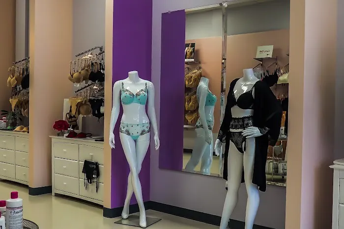 Selena's Fine Lingerie Boutique 4