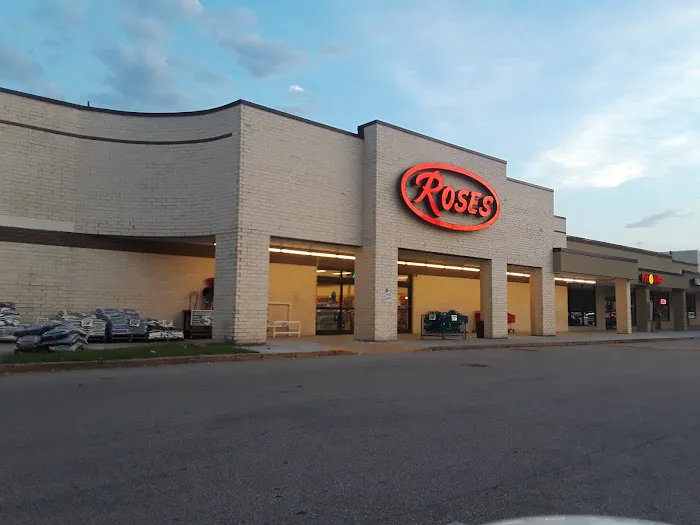 Roses Discount Store 0