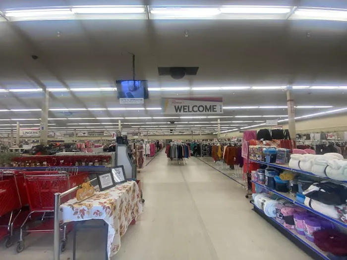 Roses Discount Store 6