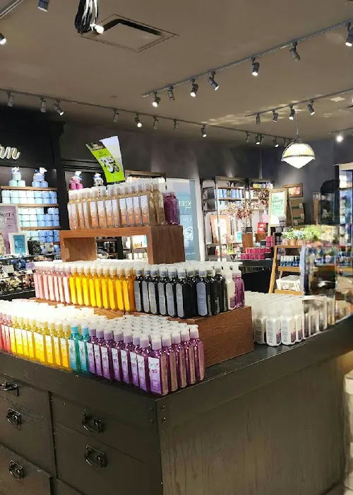 Bath & Body Works 1