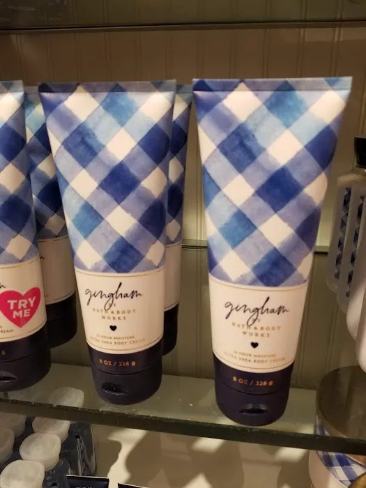 Bath & Body Works 4