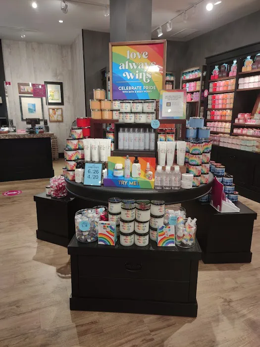 Bath & Body Works 9