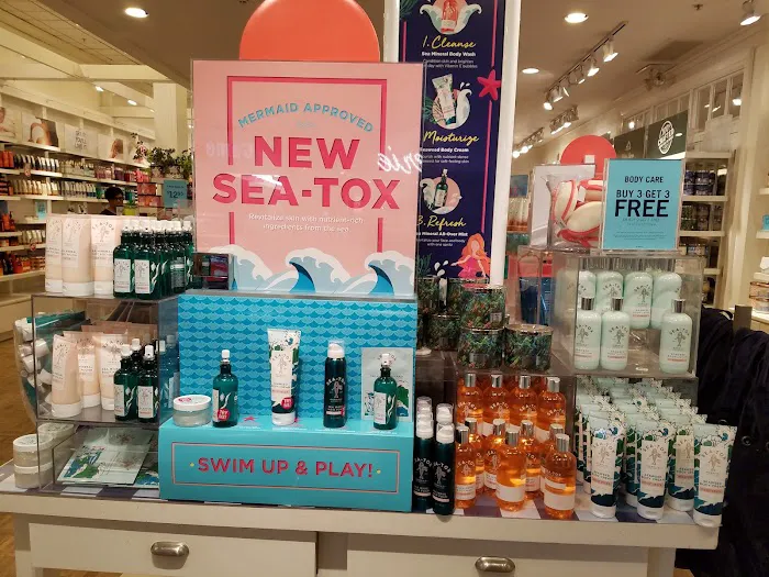 Bath & Body Works 8