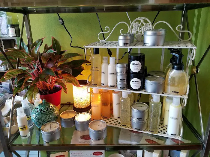 Betula's Botanica Bath Body & Apothecary 3