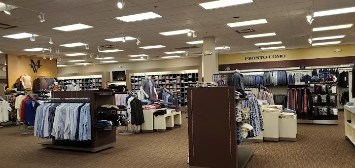 Men's Wearhouse 4