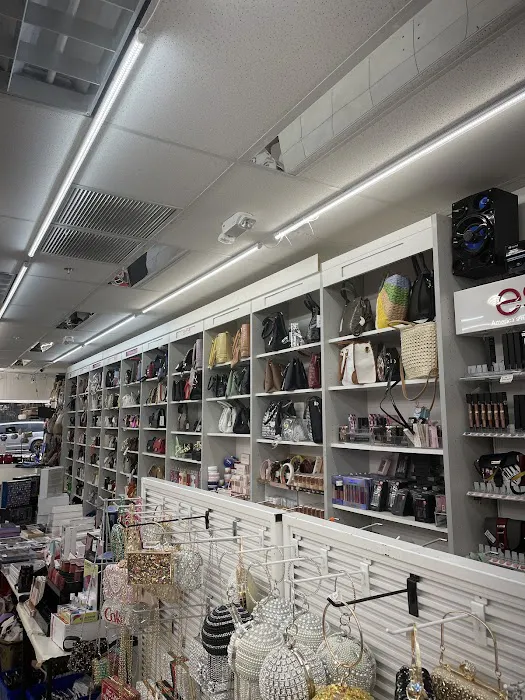 Smoke & Perfume World 1