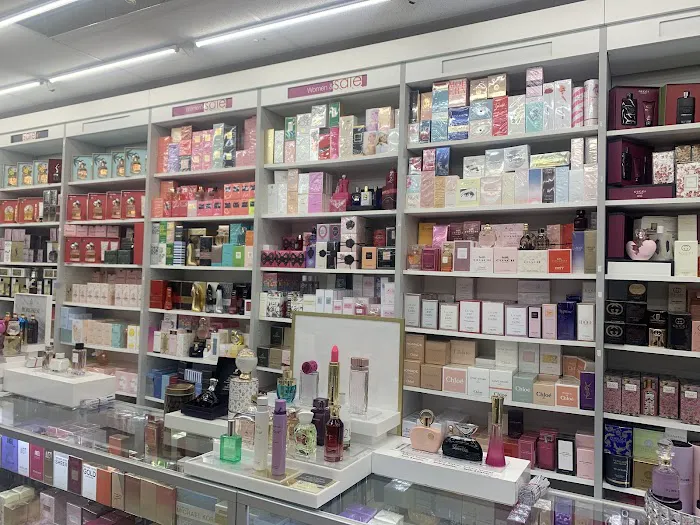 Smoke & Perfume World 8