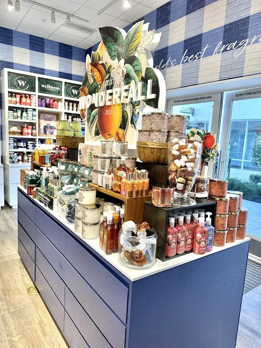 Bath & Body Works 1
