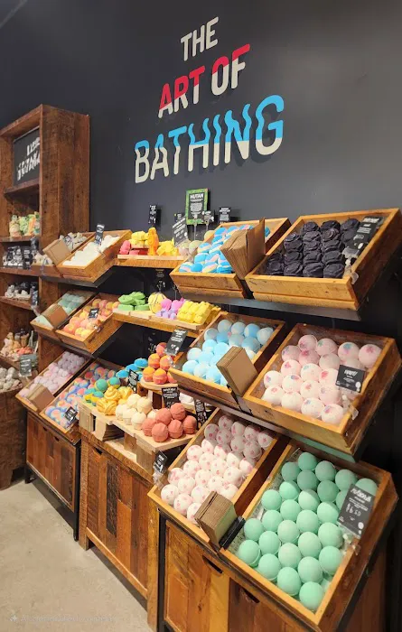 Lush Cosmetics Lehigh Valley 4