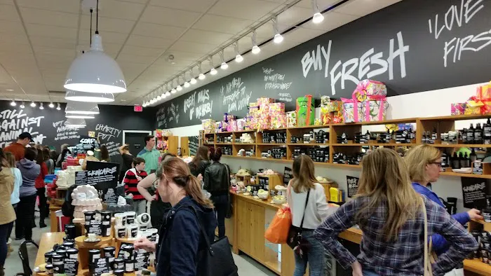 Lush Cosmetics King of Prussia 3