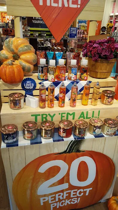 Bath & Body Works 4