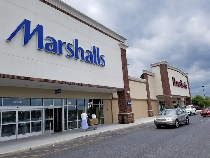 Marshalls & HomeGoods 0
