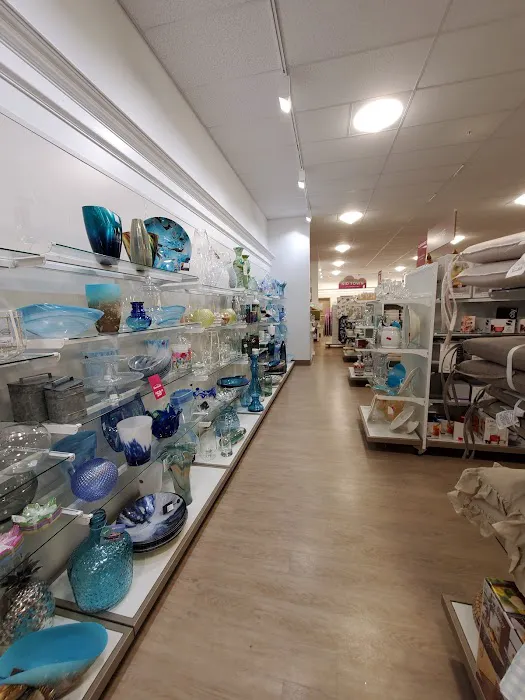 Marshalls & HomeGoods 3