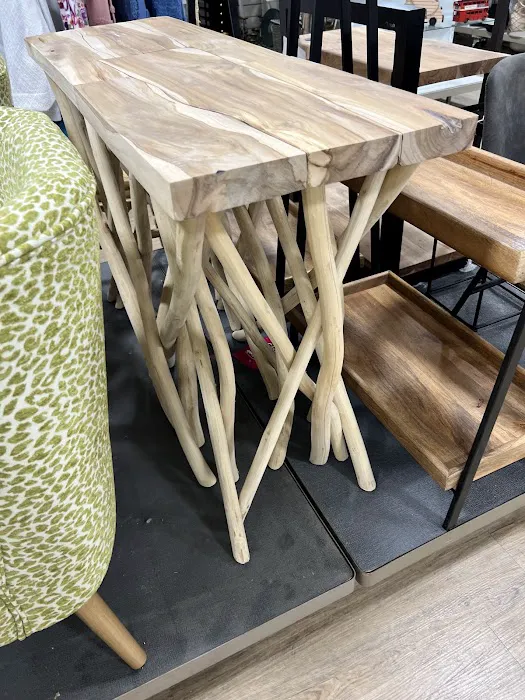 Marshalls & HomeGoods 7