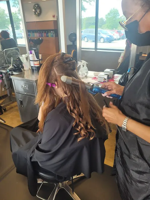 Belk Salon & Spa 3