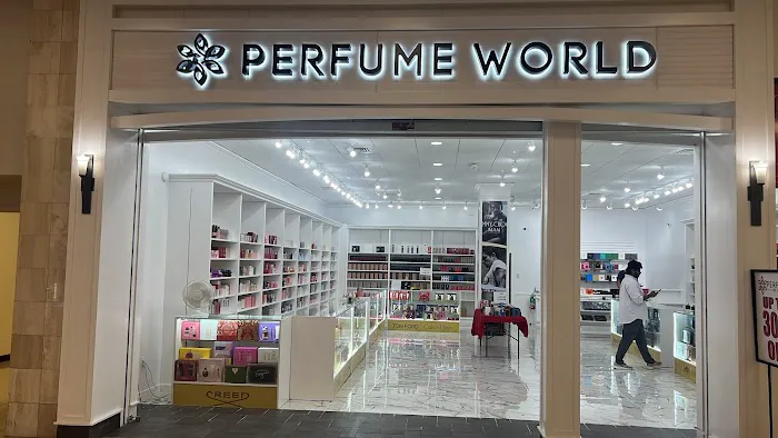 Perfume World 0