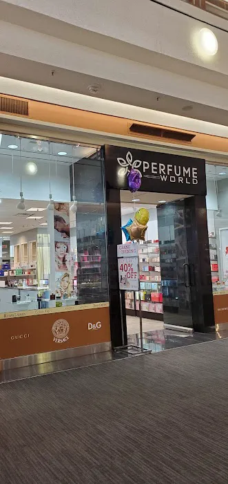Perfume World 0