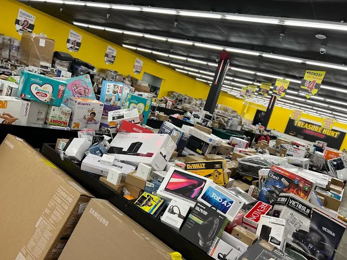 Treasure Hunt Liquidators Bin Mega Store 1